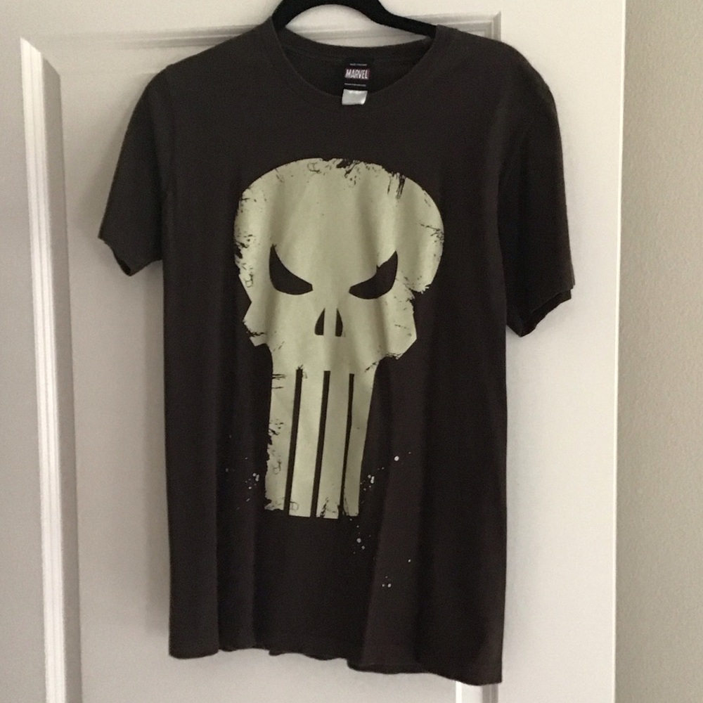 Marvel Dark Brown Punisher Tee with Skull Graphic